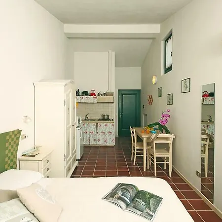 Il Melograno Di Puegnago Igs01356 Sya Raffa